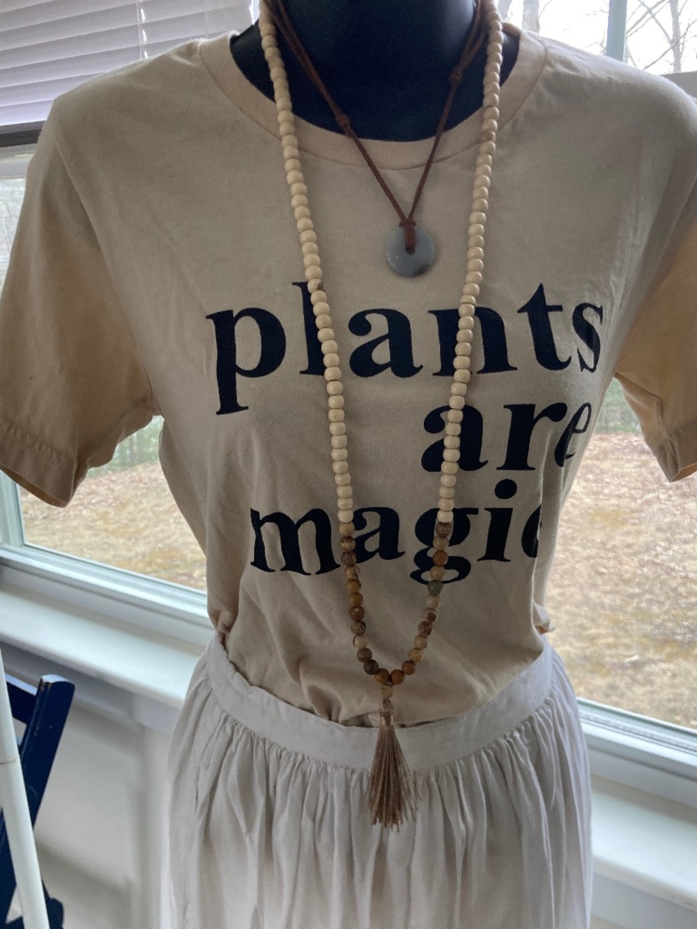 PLANTS ARE MAGIC TEE / XS - Picture 3 of 3